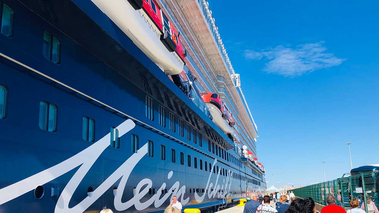 M Laga Recibe El Crucero Mein Schiff En Su Tercera Escala A La Costa