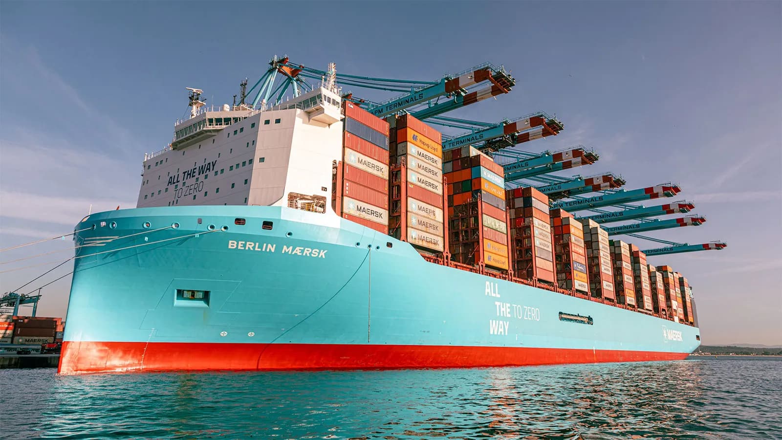 Maersk y MOL mantienen una estrategia de múltiples combustibles ante la transición energética del transporte marítimo