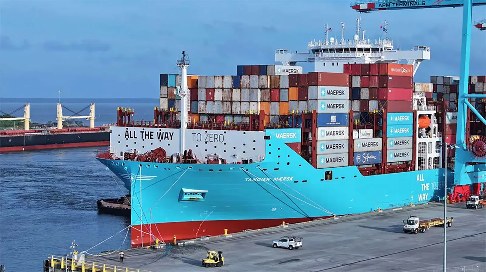 Maersk realiza en Houston el primer suministro de bioetanol al 100% a un portacontenedores en EE UU
