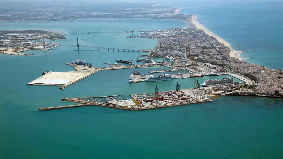 El Puerto de Cádiz programa una agenda comercial centrada en cruceros, logística y comercio hasta noviembre